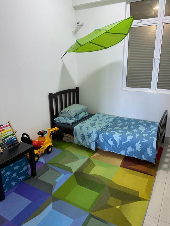 Family Stay, Sepang Klia, Free 2 Parking&Unifi Zewnętrze zdjęcie