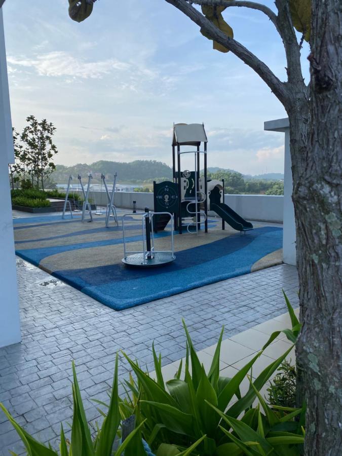 Family Stay, Sepang Klia, Free 2 Parking&Unifi Zewnętrze zdjęcie