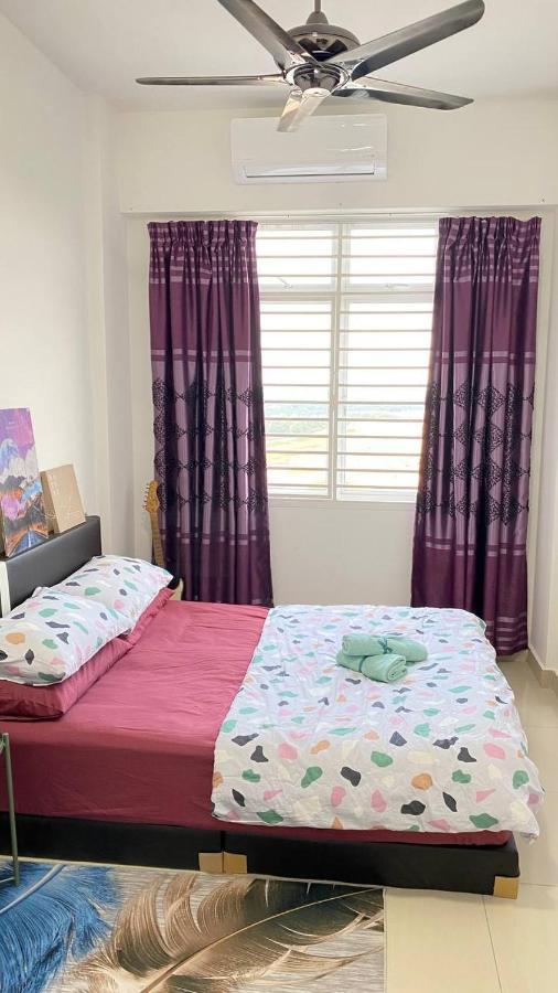 Family Stay, Sepang Klia, Free 2 Parking&Unifi Zewnętrze zdjęcie